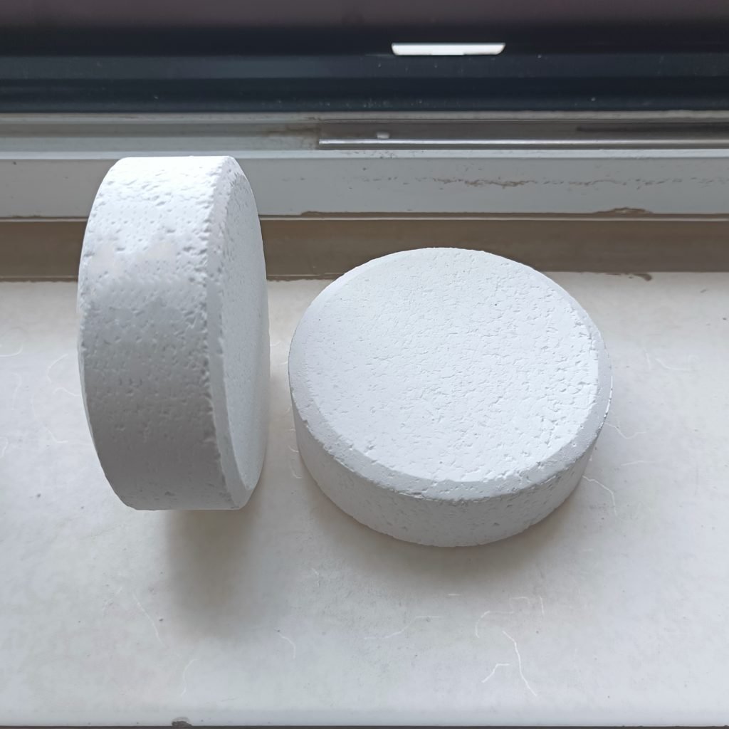 Chlorine tablets